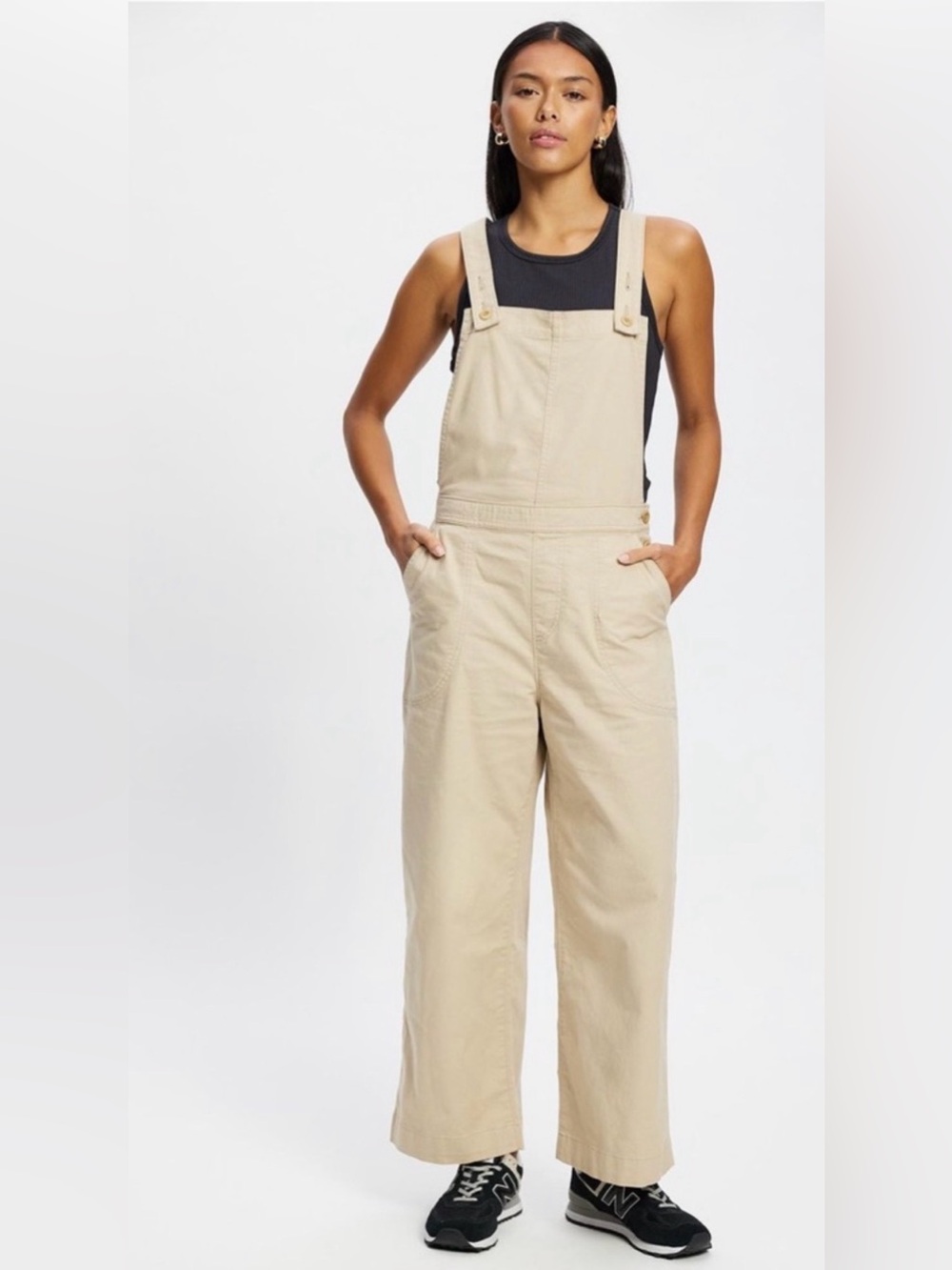 Patagonia Women’s Stand Up Cropped Khaki Overalls Organic Cotton Size12